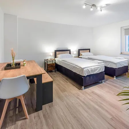 For Groups 6 Single Beds Apartment Essen